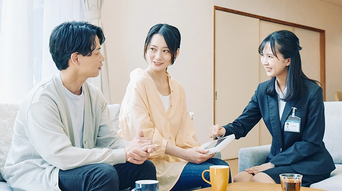 セコムの営業員がお住まいに合った「セコム・ホームセキュリティ」をご提案します